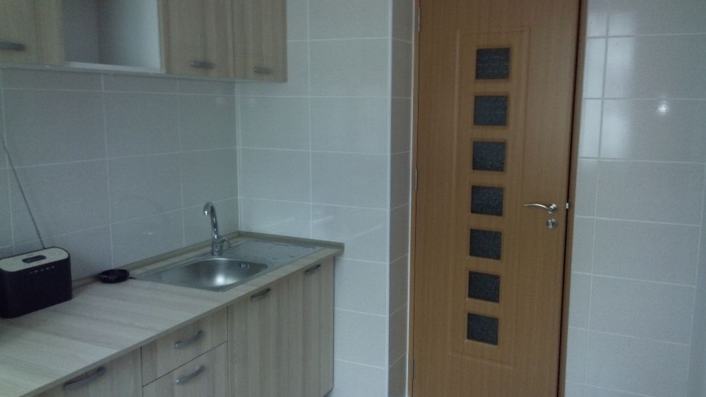 Camere de inchiriat pt studenti sau tineri angajati, in ap cu 3 camere