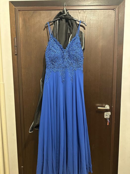 Официална синя рокля