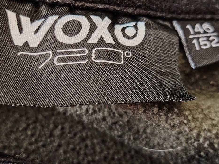 Bluza camuflaj WOXO băieți, mărime 146–152, foarte bună, 15 RON

Bluza