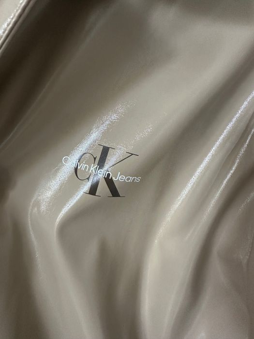 Тренч Calvin Klein
