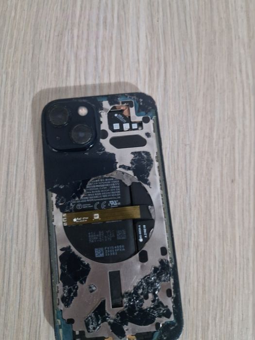 Iphone 13 piese.