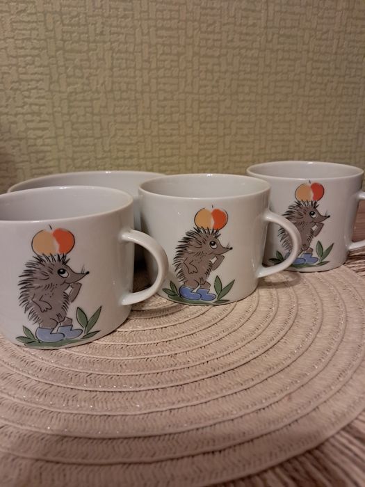 Детски порцеланов комплект.