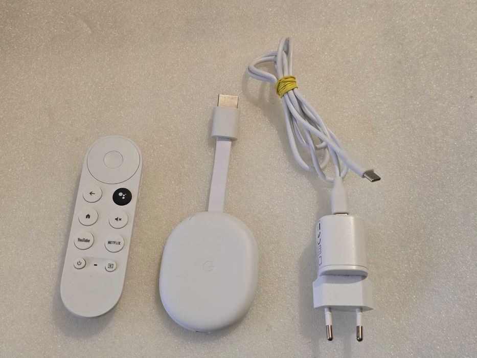 Google Chromecast cu Google TV (HD) - Model G454V, Full HD 1080p HDR, 1.5GB RAM, 8GB Stocare