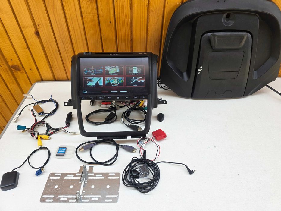 Multimedia Player cu android ESX VNC1045-DBJ Fiat Ducato, Citroen, Peugeot import Germania, impecabila