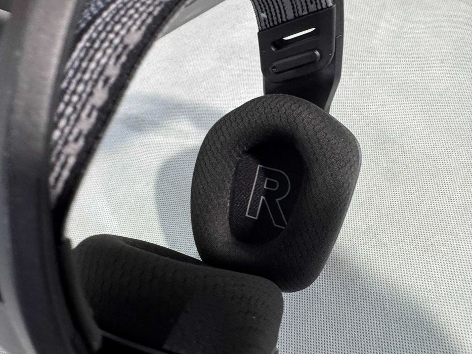 Слушалки - Logitech G733 LIGHTSPEED черен - 981-000864