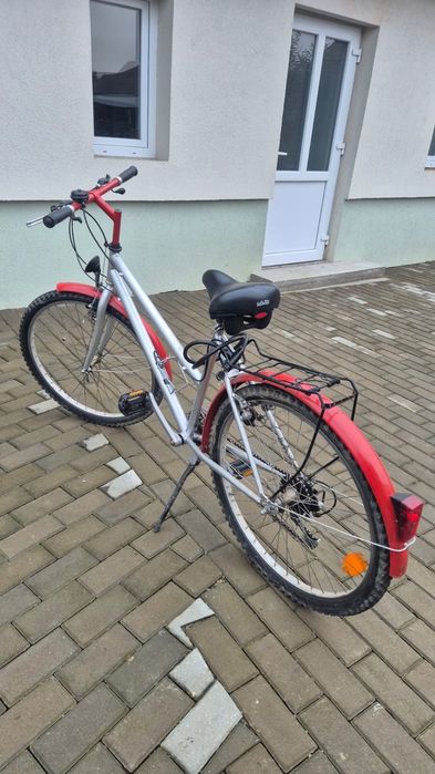 Vând bicicleta 26"