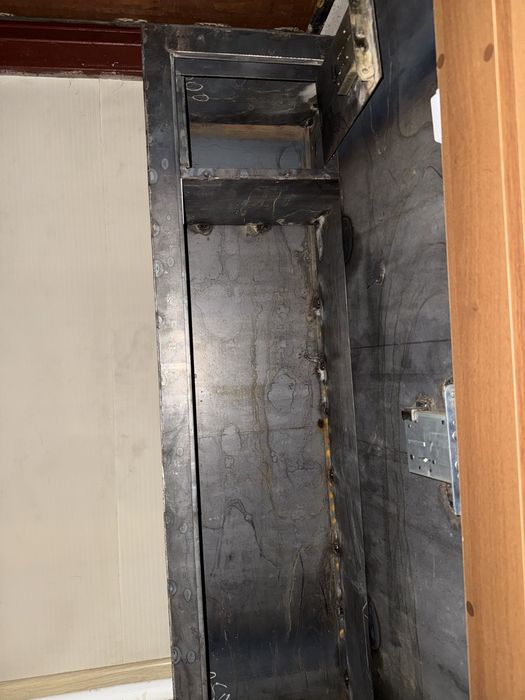 Сейф-шкаф металлический