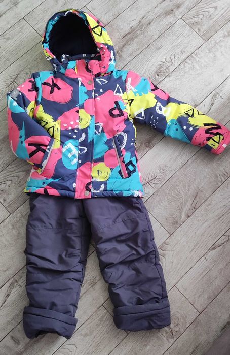 Зимняя куртка с полукомбинезоном на девочку