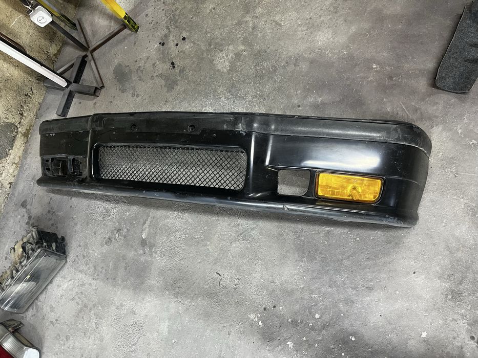 Продам запчасти на Bmw e36