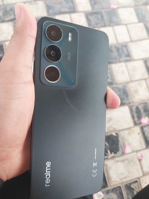 Realme c71 почти новый