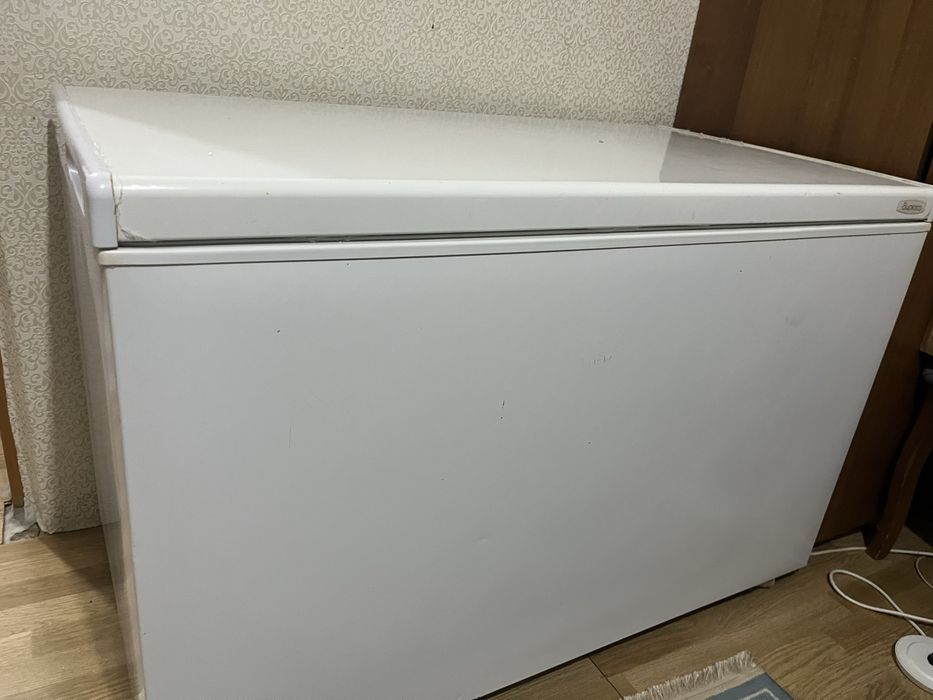 Продам морозильник