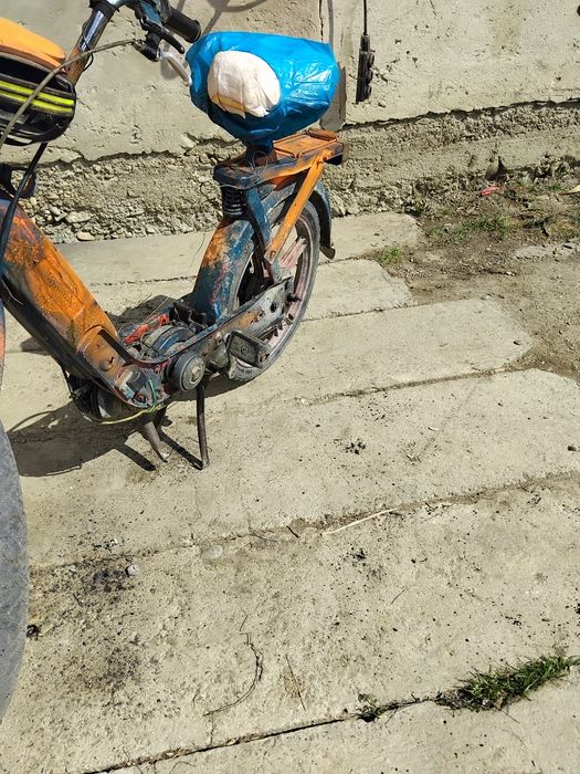 Vând moped fără fullie