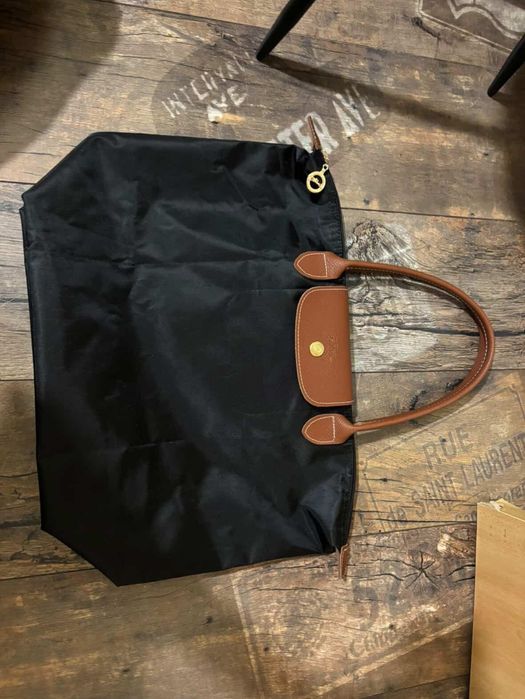 Чисто нова Longchamp Le Pliage (Размер М)