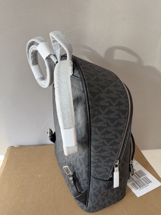 Vand rucsac Michael Kors Connie mediu