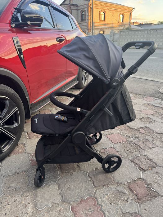 Продам Коляску Ergobaby Metro+
