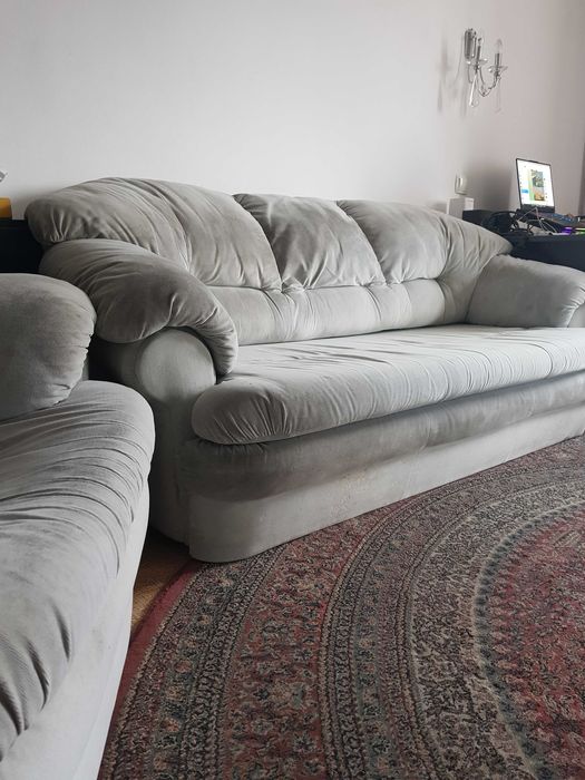 два кресла и диван