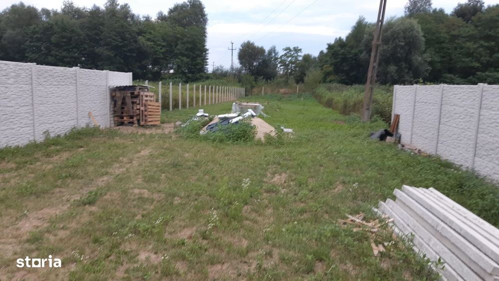 Teren extravilan îngrădit Cristur 800mp lângă râul Cerna