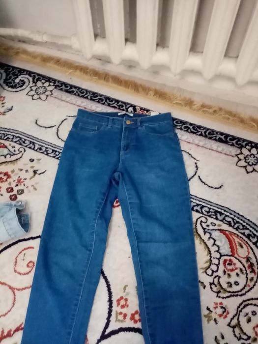 Продам джинсовый пиджак и брюки