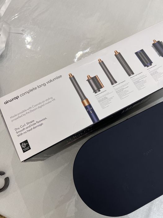 Продам Dyson (Complete Long Volumise)