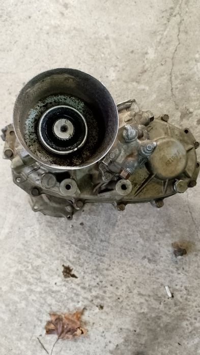 Раздатъчна кутия за Митсубиши Пинин 1.8GDI 120кс. от1999до2007г.