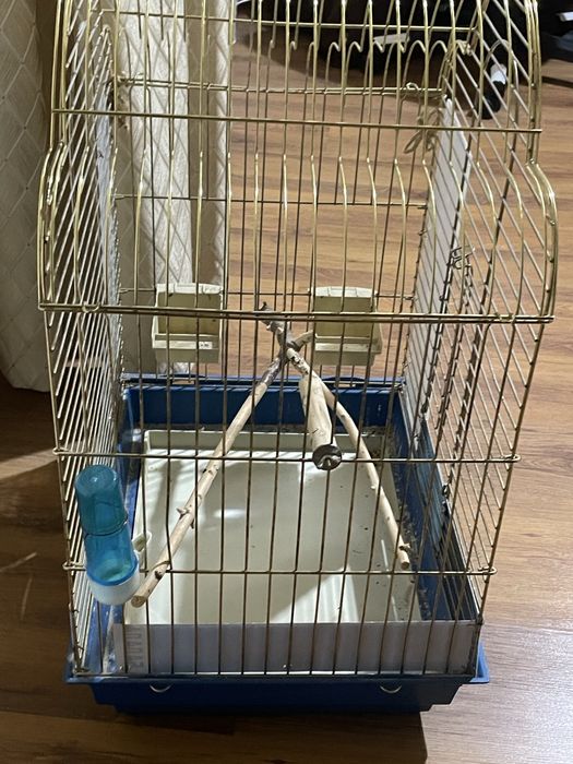 Продается клетка для попугаев