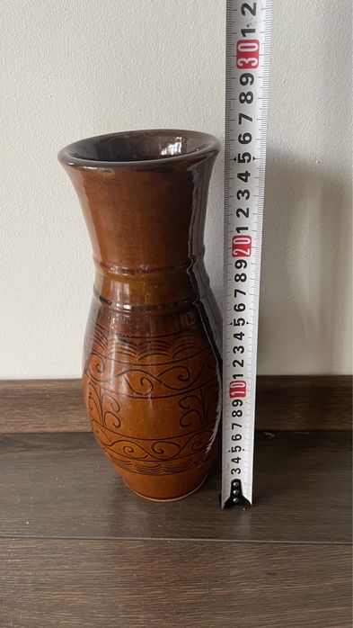 Продавам вази