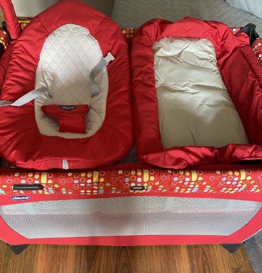 Продам  детскую манеж Chicco