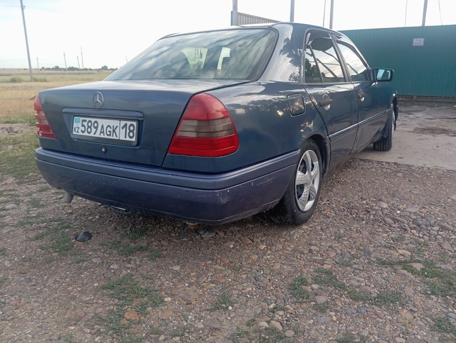 Продам Мерсс с180