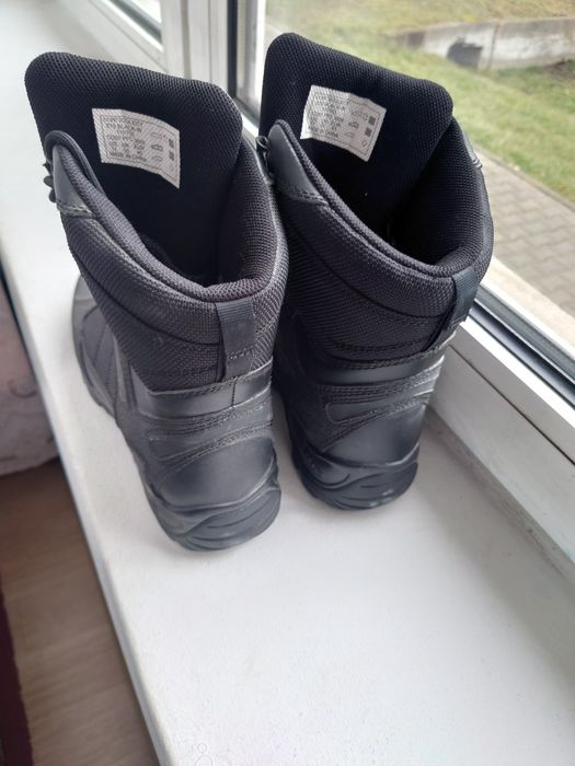 Bocanci tactici impermeabili noi