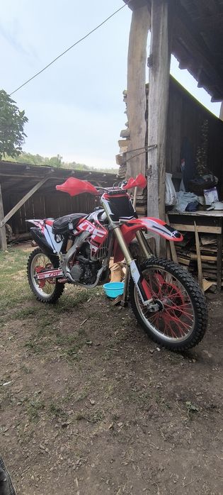 Vând cross honda CRF 250 an 2009