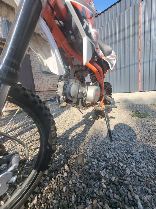 Продам кроссовый мотоцикл