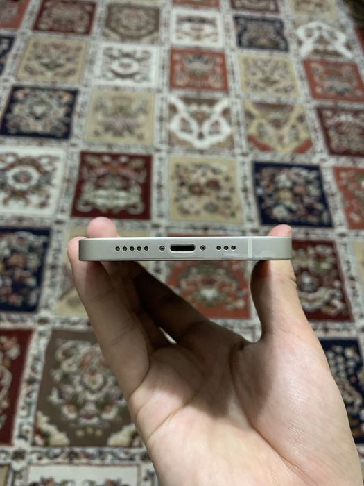 Iphone 12 Oq 64gb.