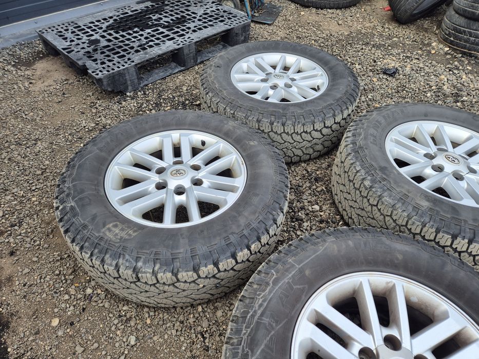 Jante pe 17 6x130 Toyota Hilux/Land Cruiser General Grabber 265/65 noi