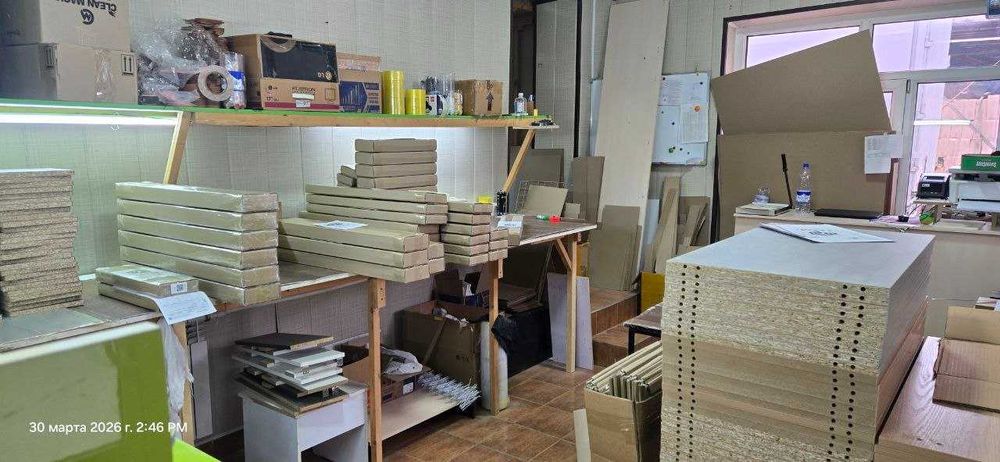 Полки, столы, тумбы на заказ в наличии и под ваши размеры