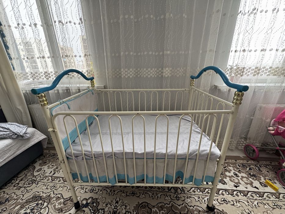 Продам детскую кровать