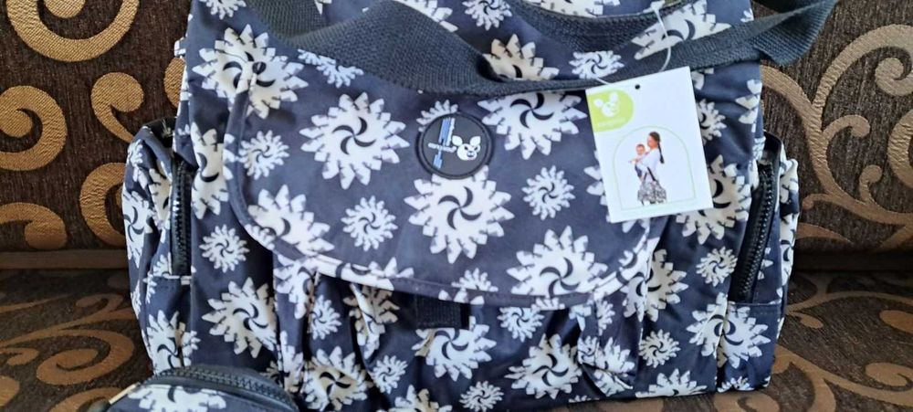 Чанта за майка и бебе с повивалник и калъф за шише, нова
