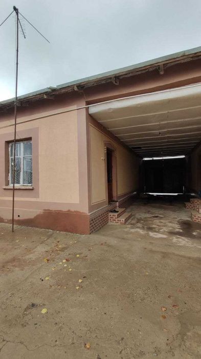 Hovli 8 sotix 5 xona + sanuzel