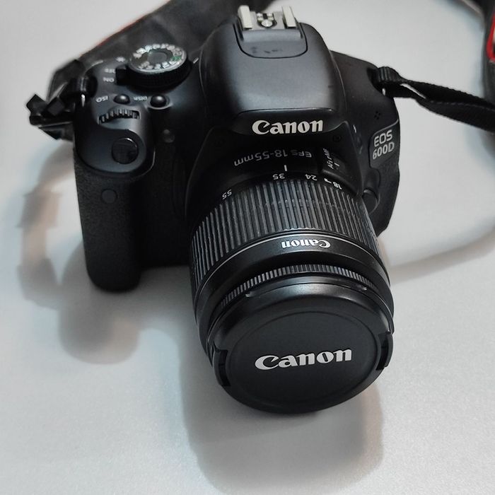 Продам фотоаппарат Canon