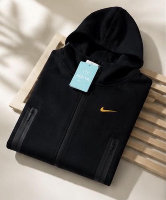 Срочная продажа Nike Tech Fleece Nocta