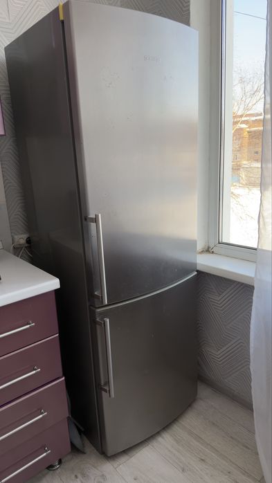 Продам холодильник в хорошем состоянии. Срочно в связи с переездом