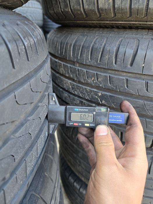 2 Броя 215/65/17 Pirelli 6mm 23dot