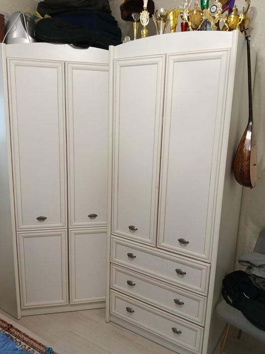 Шкаф біреуі бұрышқа арналған