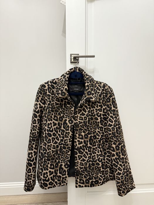 Стильный пиджак MANGO