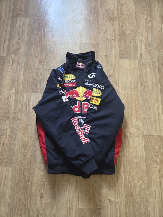 Куртка Red Bull)