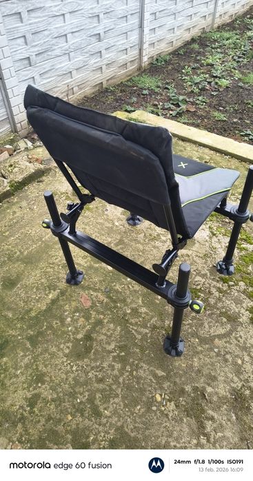 Vând scaun feeder Delphin Reaxe