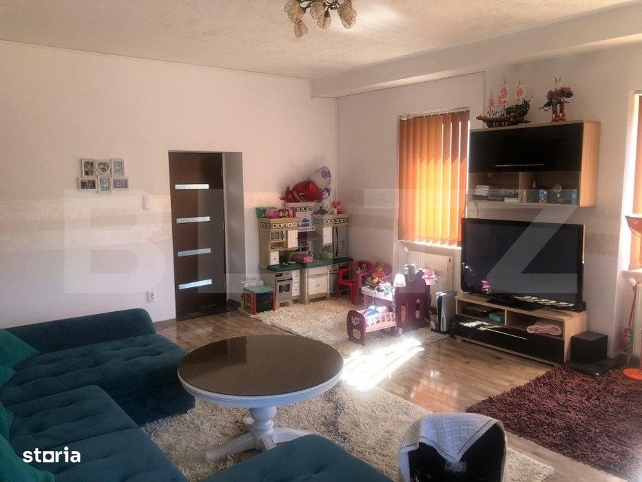 Casa de vanzare, cu 4 camere, 190 mp, zona Codrisor, Bistrita