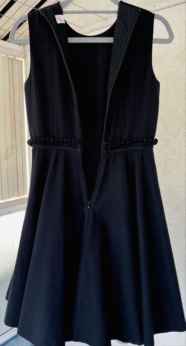 Скъпа маркова рокля лукс Red Valentino Италия