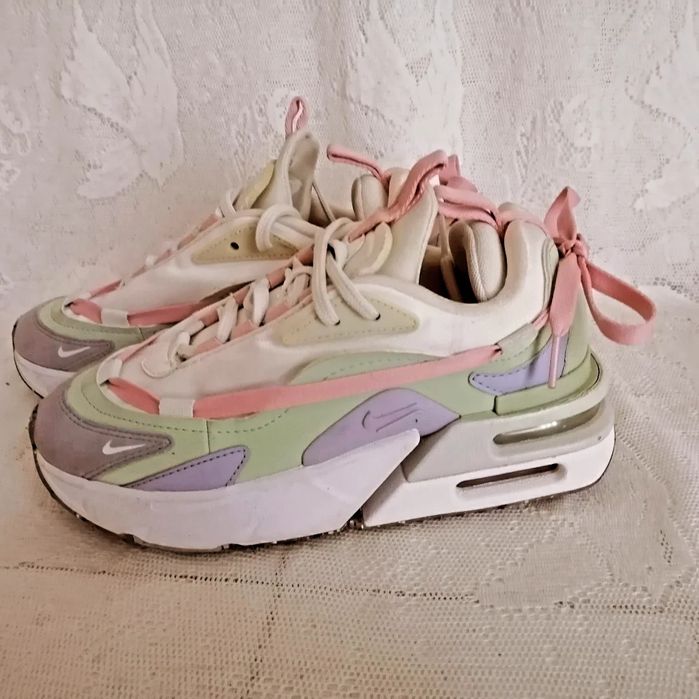 Дамски маратонки