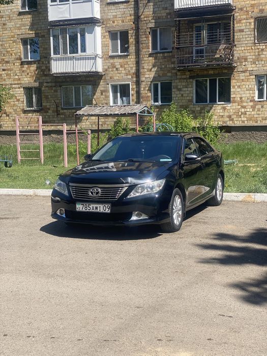 Тайота Камри 50.