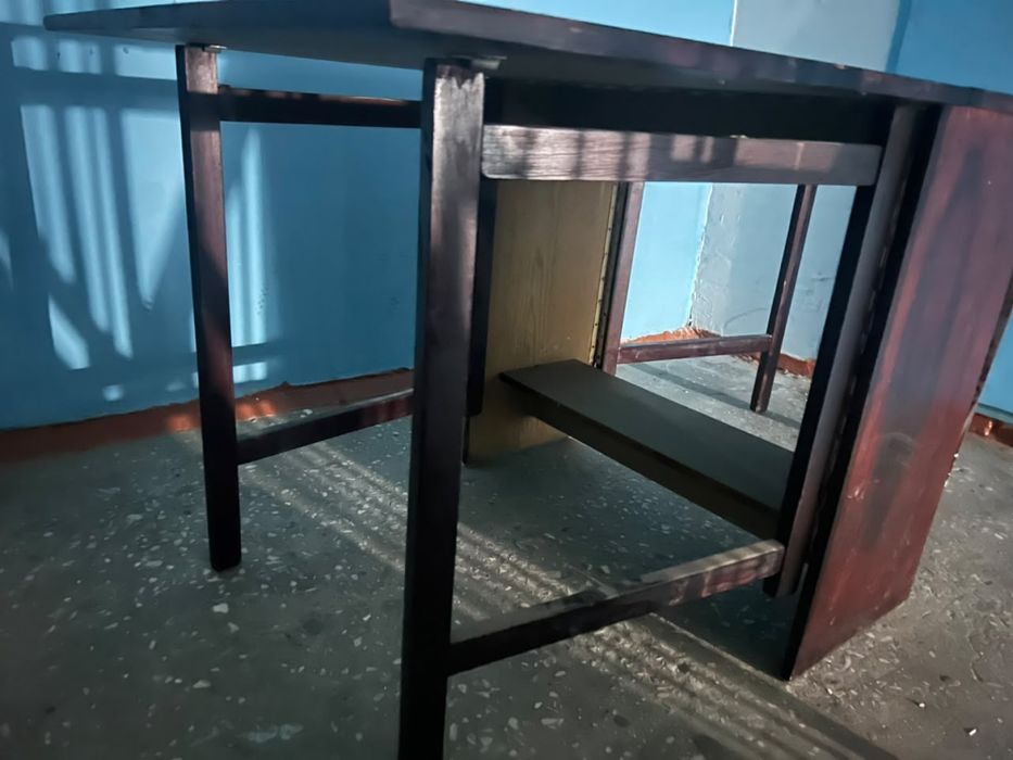 Даром стол расклдной